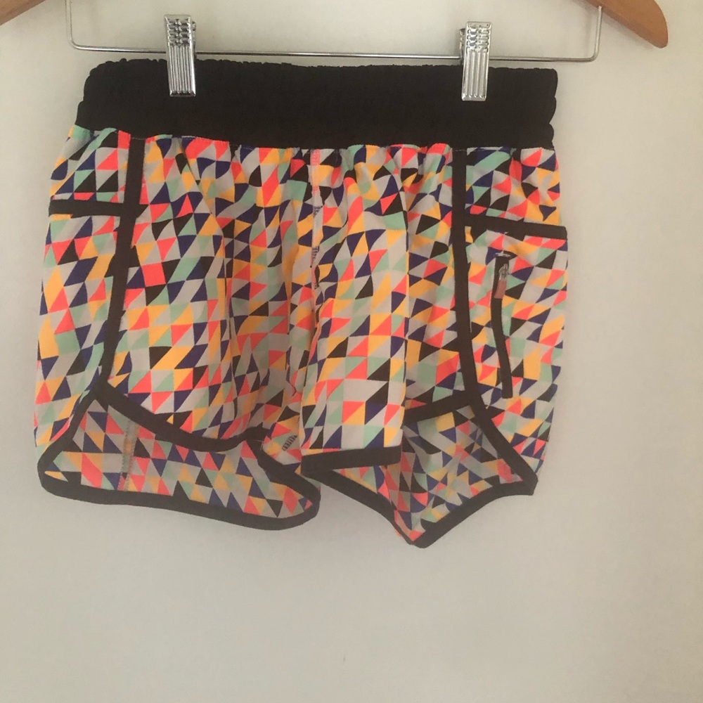 Lululemon Track Attack short 2013 Seawheeze 🦄